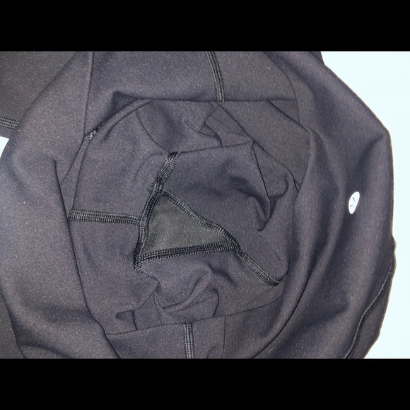 Lululemon Wunder Under HR 1/2 tight 8 - Picture 5 of 5